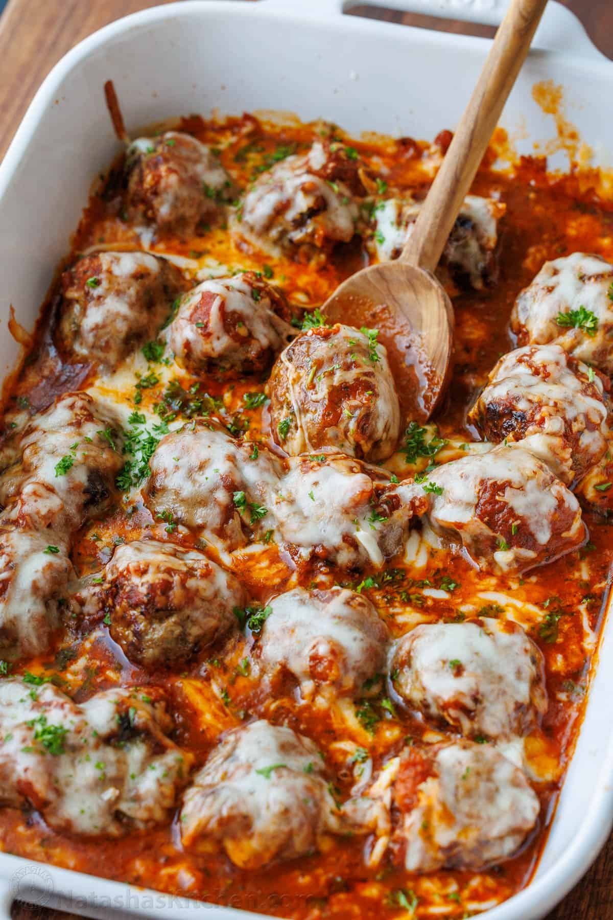 Meatballs Parmesan Casserole (VIDEO) – NatashasKitchen.com