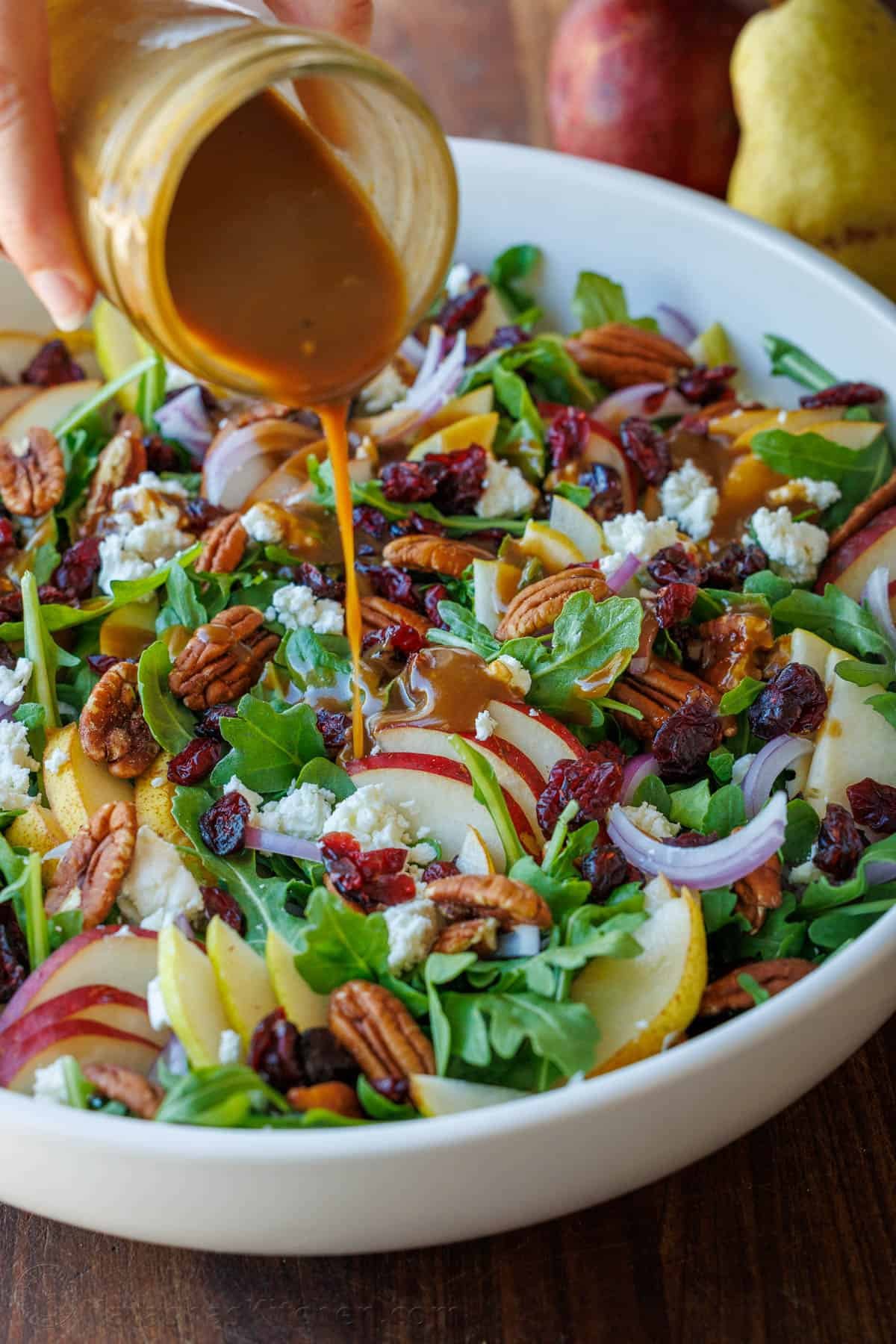 Pear Salad with Balsamic Vinaigrette (VIDEO)